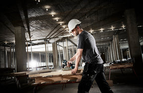 Furadeira/Parafusadeira sem Fio 18V Li-Ion 5Ah, Ø 13 mm, DDF484RTX6 - Eficiência e Potência para Todos os Seus Projetos